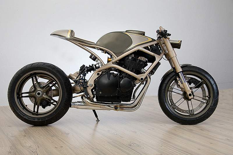 Scoop Café Racer by Custom Wolf